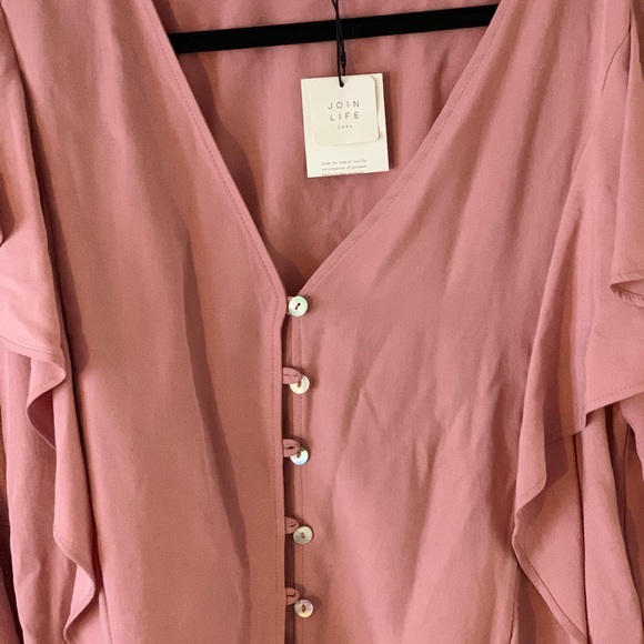 Sara shirt brand new with tags 🏷 - Picture 2 of 4